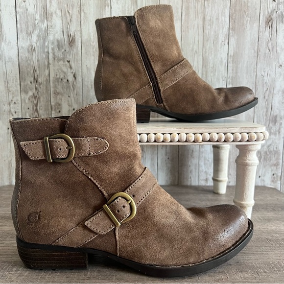 Born Brown Leather Distressed Ankle Boots 8 - Picture 1 of 6